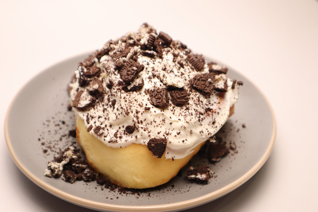 Cookies & Cream Cinnamon Rolls