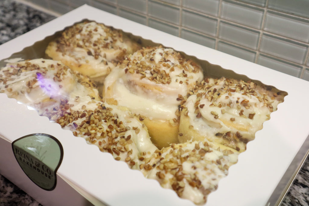 Classic Cinnamon Rolls with Pecans