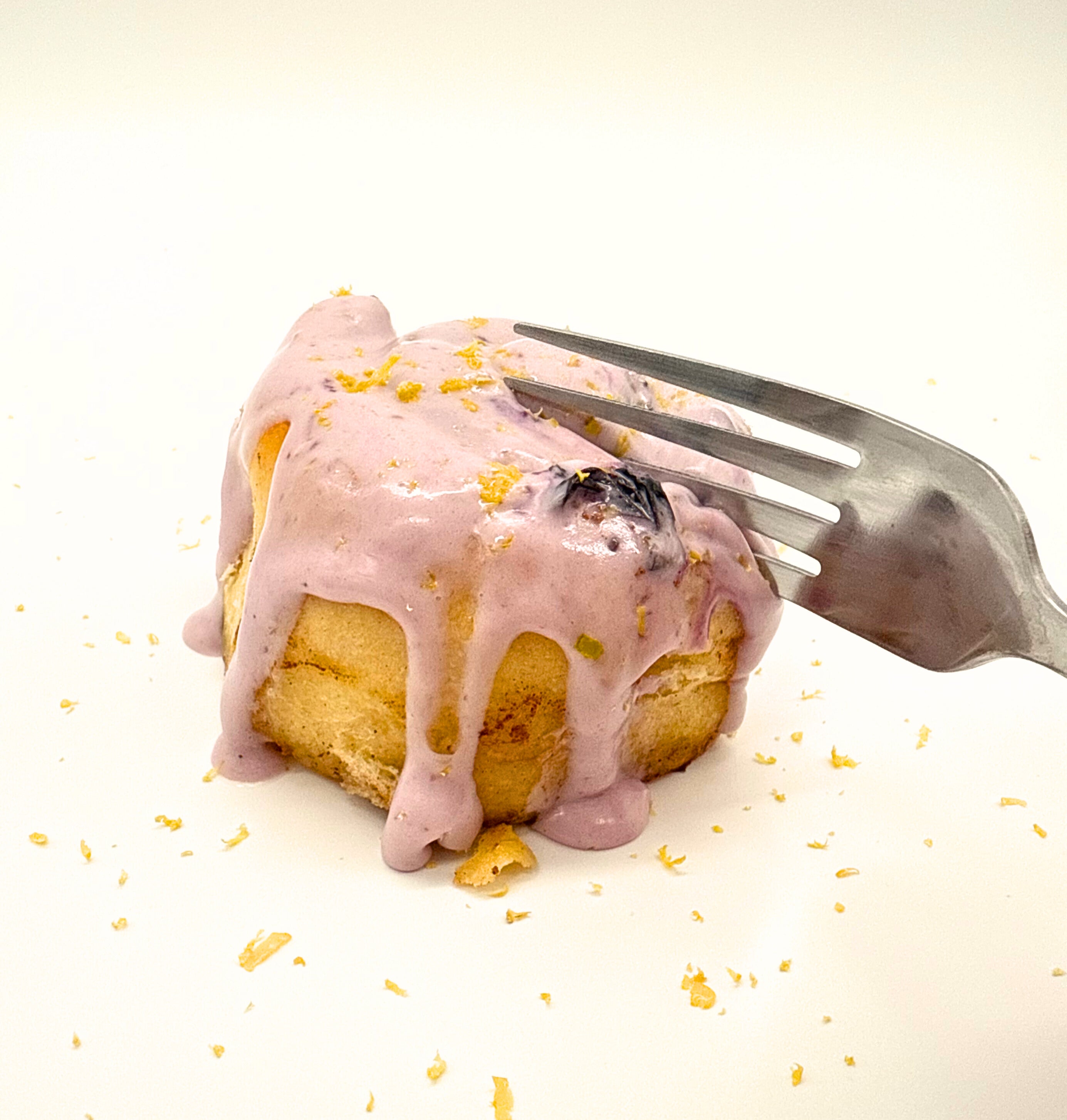Lemon Blueberry Cinnamon Roll