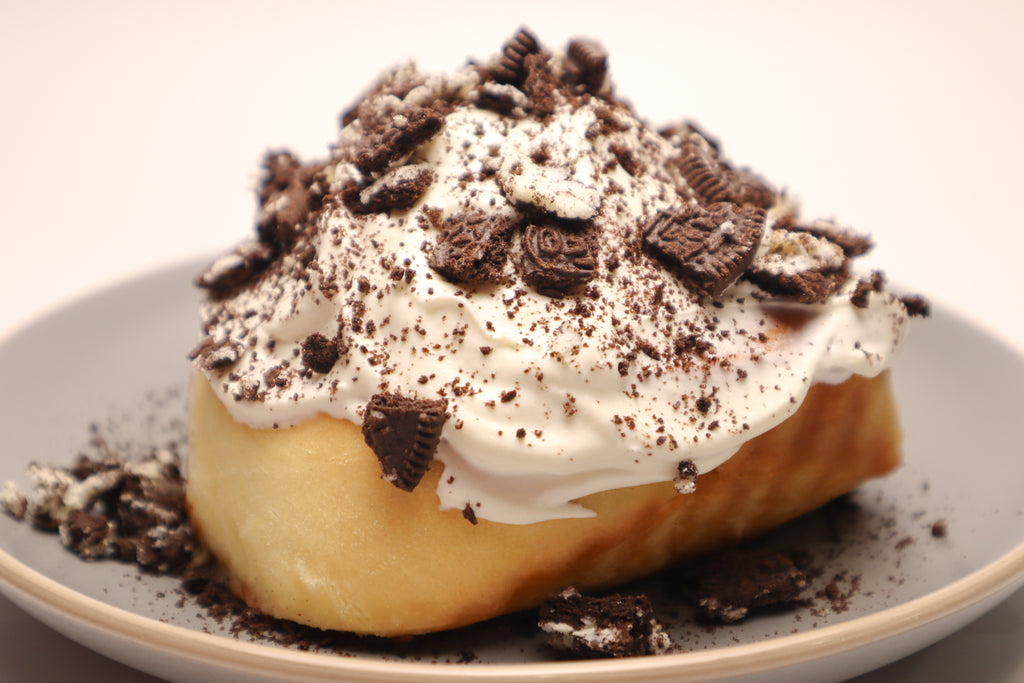 Cookies & Cream Cinnamon Rolls
