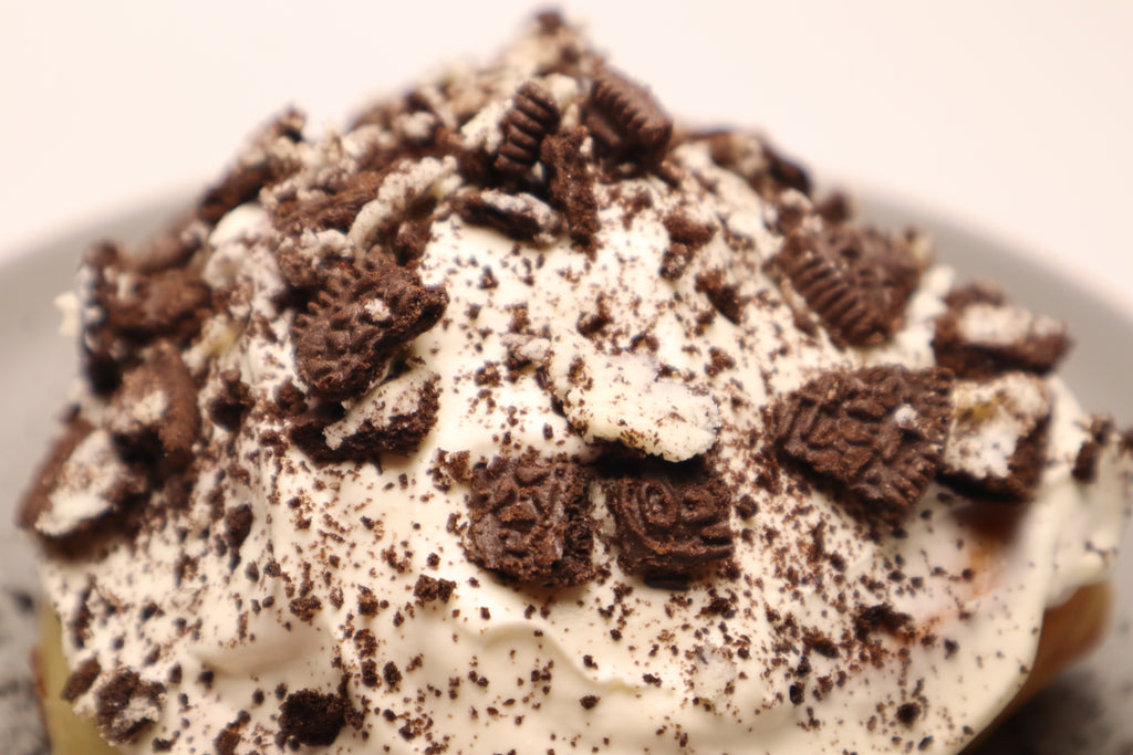 Cookies & Cream Cinnamon Rolls